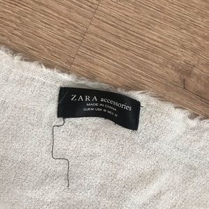 White Large Zara Scarf